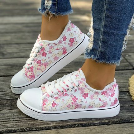 Sports Shoes