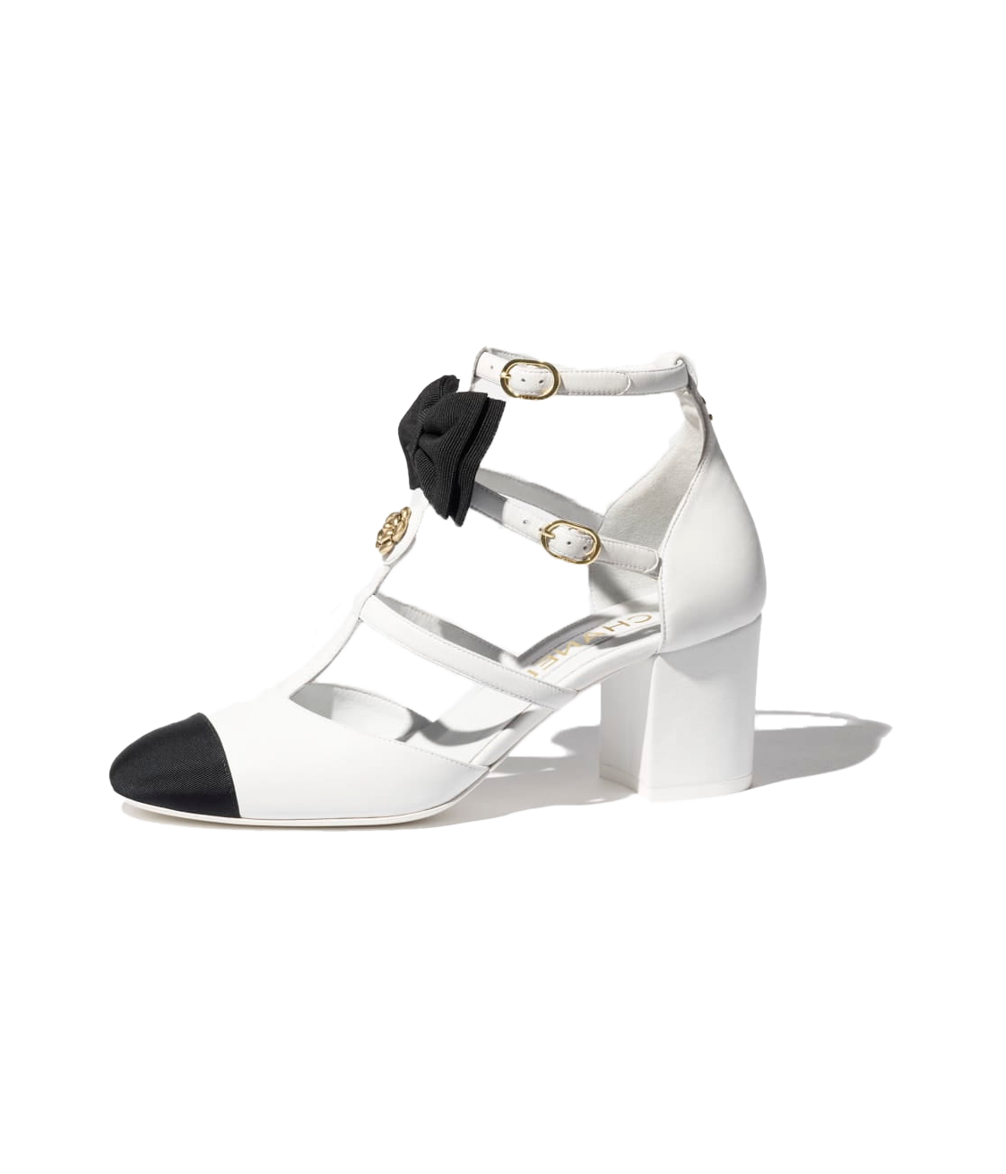 mary-janes-white-black-lambskin-grosgrain-lambskin-grosgrain-packshot-artistique-vue1-g45534b16052nw.jpg