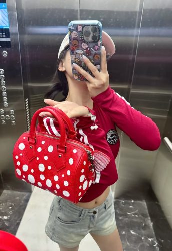 LV x YK Speedy Bandoulière 20 photo review
