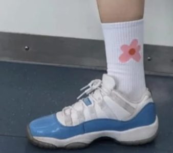 Air Jordan 11 Retro Low 'UNC' photo review