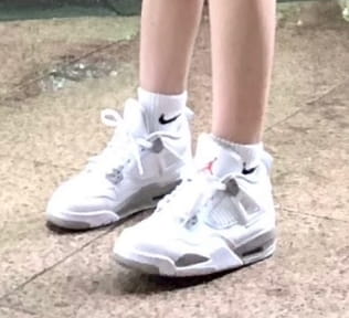 Air Jordan 4 Retro 'White Oreo' photo review
