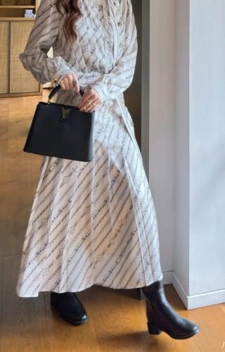 Long-Sleeved Chain Print Dress photo review