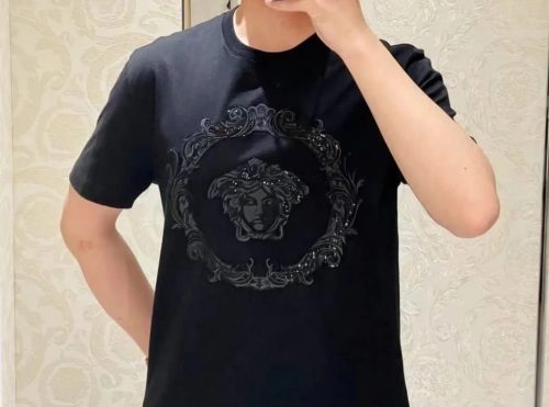Medusa Cartouche T-Shirt photo review
